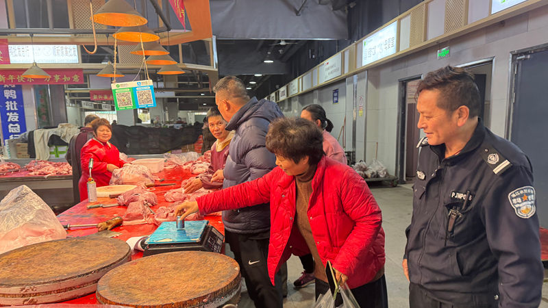 浦江農(nóng)批市場開展“3.15消費(fèi)者權(quán)益日”主題活動