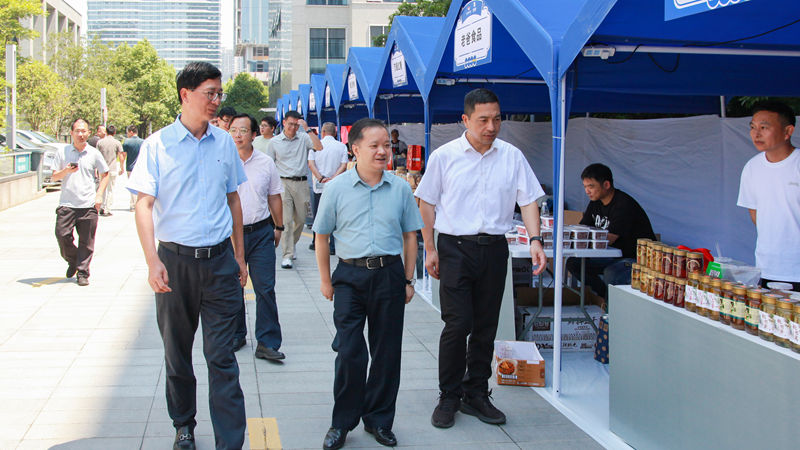 “點亮供銷 共富味道”供銷市集亮相浙農(nóng)科創(chuàng)園